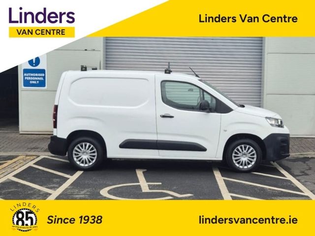 Image for 2020 Citroen Berlingo 3 SEATS - LOW KMS