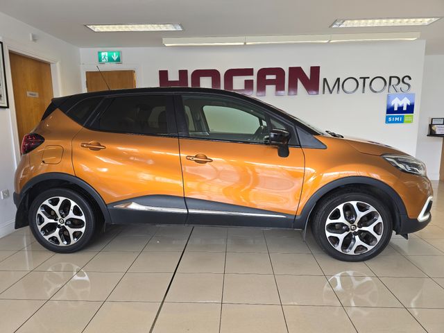 Image for 2018 Renault Captur Signature X NAV TCE 90 5Dr H/B *Fabulous Spec * 