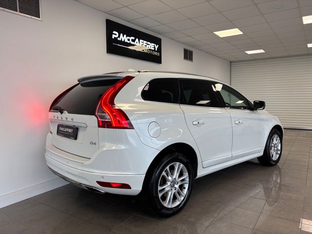 Image for 2015 Volvo XC60 D4 (181hp) FWD SE Lux Geartronic