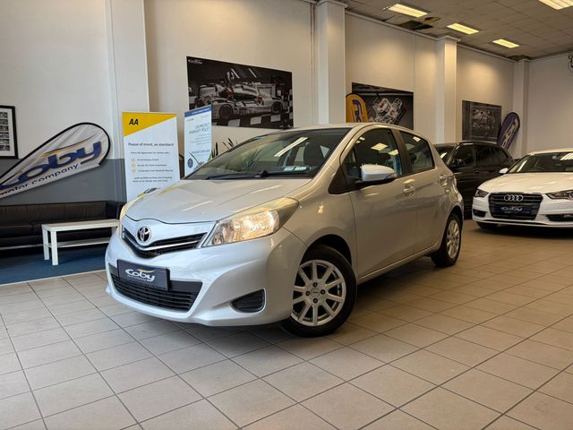 Image for 2014 Toyota Yaris 1.0 Luna 4DR Manual, Irish Owned Car With NCT & Tax, Reverse Camera, CD Player, 2 Keys, Air Conditioning, Irish Radio, Service History, Folding Rear Seats, Alloy Wheels, and more.