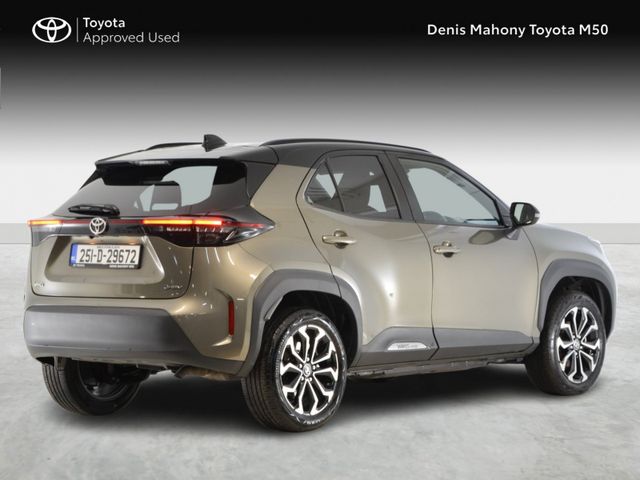 Image for 2025 Toyota Yaris Cross Hybrid Luna Sport Auto