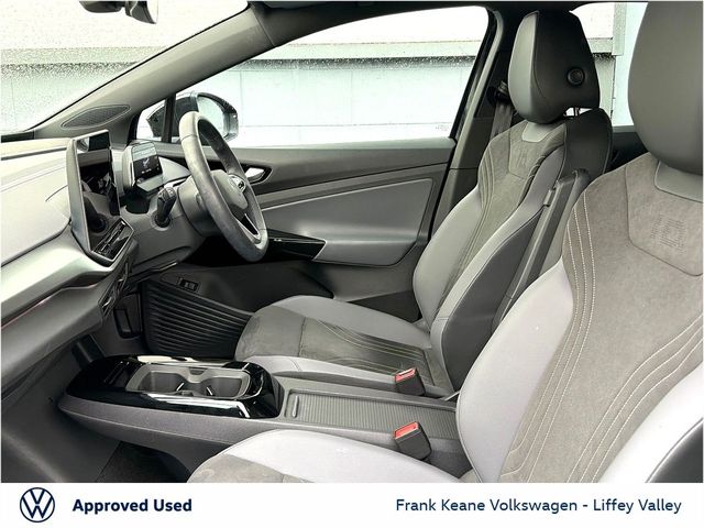 Image for 2025 Volkswagen ID.4 77KWH PRO PLUS 286BHP *GRENADILA BLACK* *LONGER RANGE* *ELECTRIC TAILGATE* *IQ HEADLIGHTS* *REAR VIEW CAMERA* *PCP AVAILABLE* *BATTERY CERTIFIED*