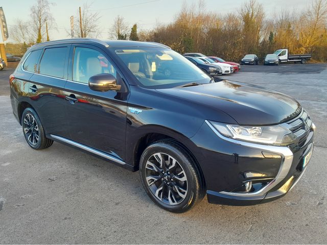 Image for 2016 Mitsubishi Outlander 2.0 GX5H PHEV 200BHP *FULL SERVICE HISTORY*