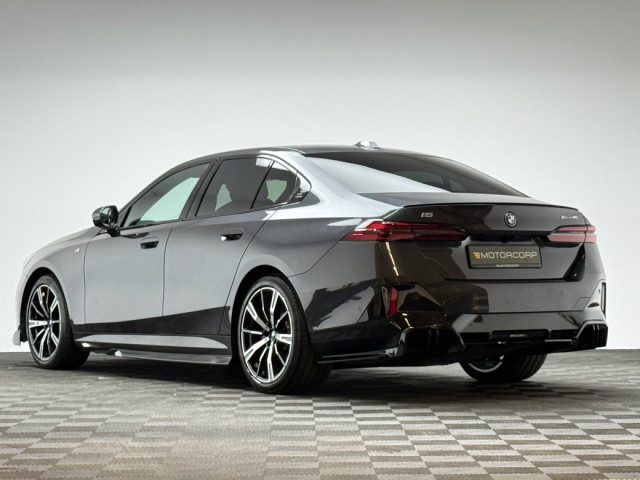 Image for 2024 BMW i5 40 M SPORT PRO
