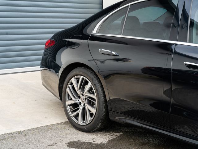 Image for 2024 Mercedes-Benz E Class Avantgarde Plus E220D