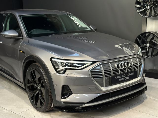 Image for 2022 Audi e-tron TECHNIK 55 QUATTRO 