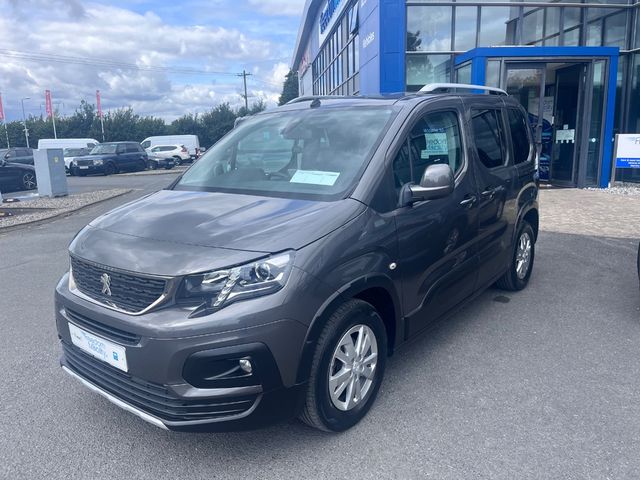 Image for 2019 Peugeot Rifter Wheelchair Accessible
