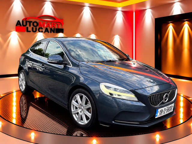 Image for 2019 Volvo V40 