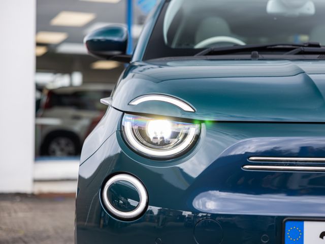 Image for 2025 Fiat 500 LA Prima 42KWH 3DR Auto