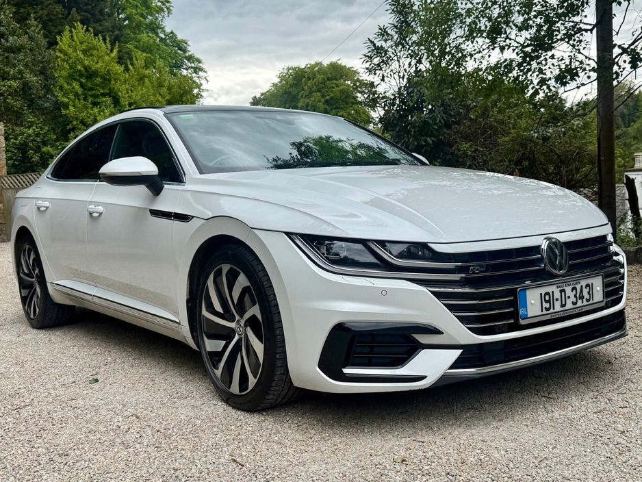 Image for 2019 Volkswagen Arteon 2.0 TDI R-LINE *Sunroof…Adaptive Cruise. Huge Specification…Full Service History * 