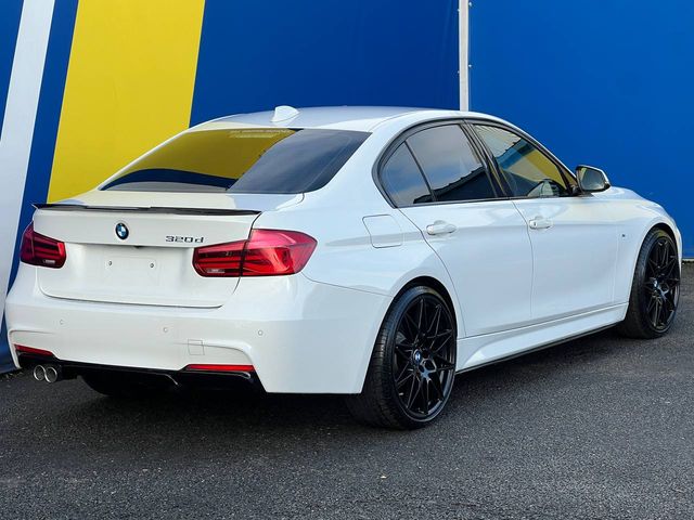 Image for 2018 BMW 3 Series 320d M-SPORT COMPETITION // SHADOW EDITION // REVERSE CAMERA // NEW 20" 