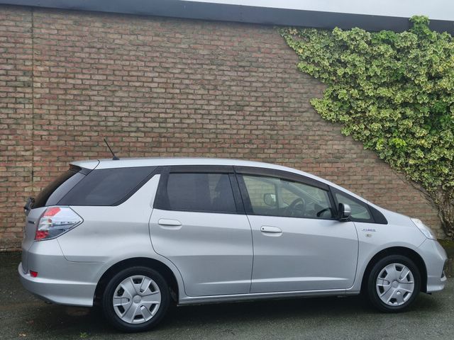Image for 2015 Honda Fit Shuttle HYBRID AUTO