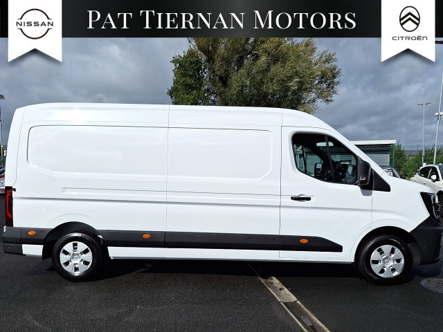 Image for 2025 Nissan Interstar L3H2 SV PREMIUM 150 CVT