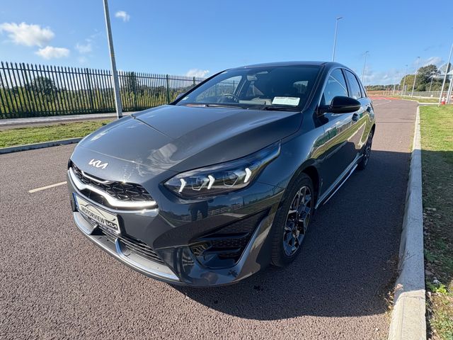 Image for 2025 Kia Ceed 1.0 GTL MY25, **warranty till 2032** **3 year AA** Bluetooth, Apple CarPlay, Alloy Wheels, Reversing Camera, Rear Parking Sensors, Touch Screen Infotainment System, 