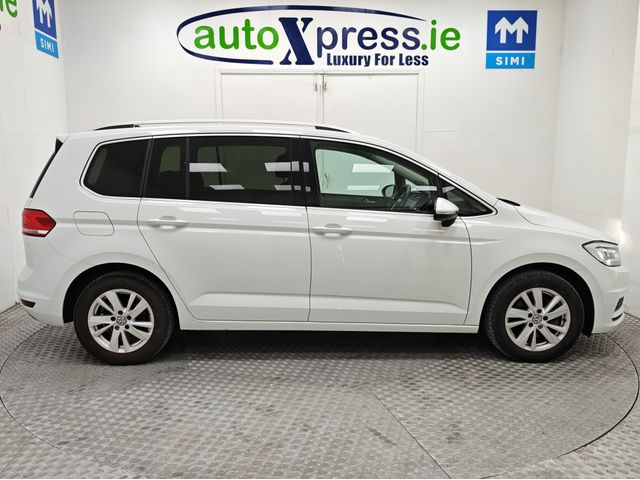 Image for 2020 Volkswagen Touran 7 Seater 1.4 TSI Automatic, Reversing camera