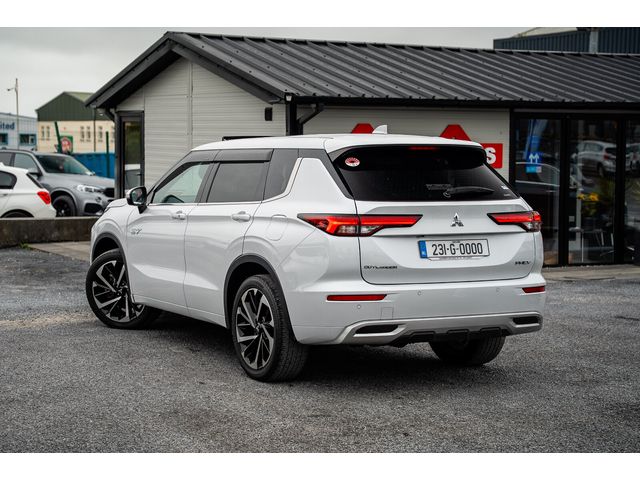 Image for 2023 Mitsubishi Outlander 