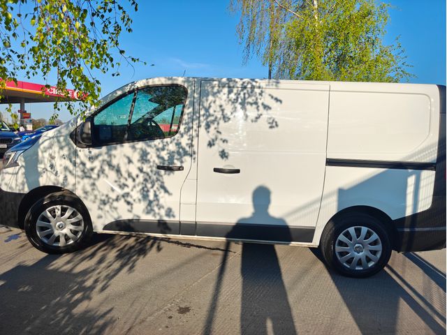 Image for 2019 Renault Trafic SL28 Bness Energy DCI
