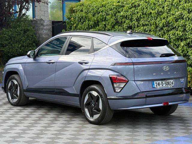 Image for 2024 Hyundai Kona E ADVANCE 65 KWH LONG RANGE // 4 HEATED SEATS // REVERSE CAMERA // DIGITAL CLUSTER