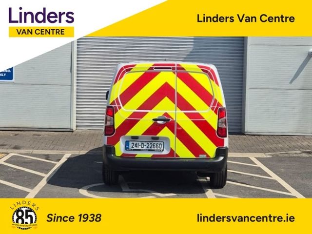 Image for 2024 Opel Combo 3 SEATS LOW KMS
