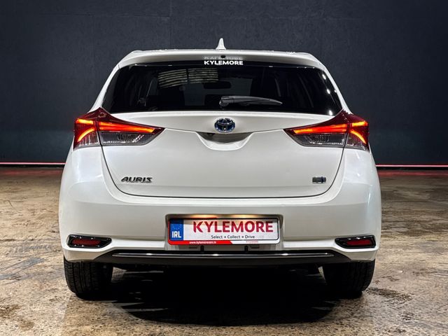 Image for 2017 Toyota Auris 1.8L HYBRID AUTOMATIC - HALF BLACK LEATHER UPHOLSTERY - REVERSE CAMERA