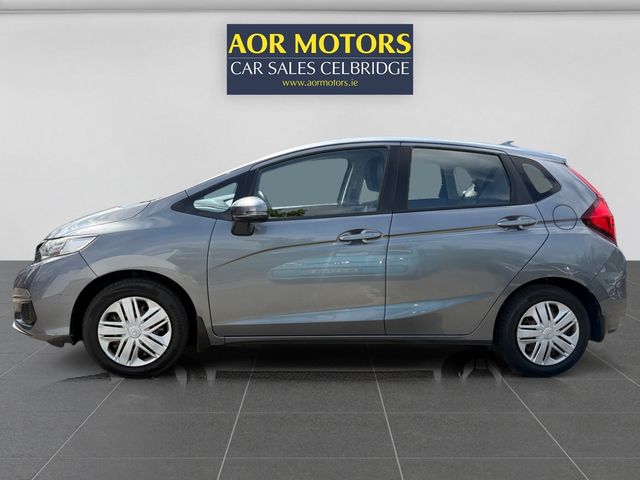 Image for 2018 Honda Jazz 1.3 I-vtec SE CVT 5DR Auto