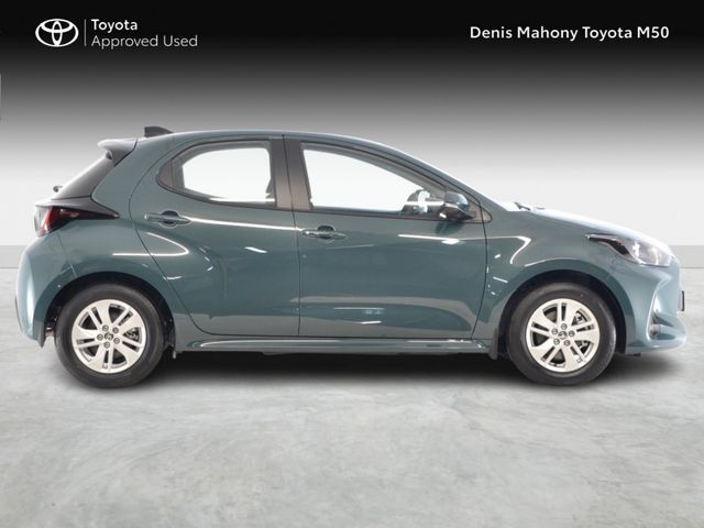 Image for 2026 Toyota Yaris Hybrid Luna