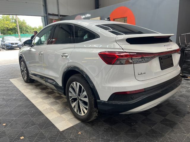 Image for 2023 Audi Q4 e-tron 2023 AUDI Q4 E-TRON 40 ADVANCED SPORTBACK ELECTRIC AUTOMATIC / CRUISE CONTROL / 360 PARKING CAMERA / HEATED SEATS / PADDLE SHIFTERS / APPLE CARPLAY / AMBIENT LIGHTS