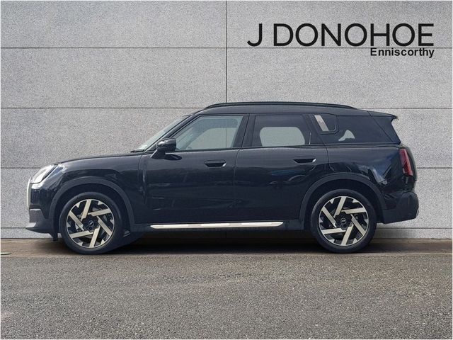 Image for 2024 Mini Countryman Exclusive LEVEL 2