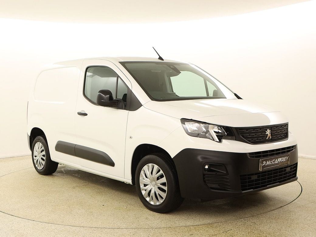 Image for 2022 Peugeot Partner 