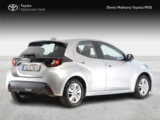 Image for 2025 Toyota Yaris Hybrid Luna Auto