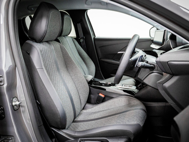 Image for 2024 Peugeot 208 Allure 1.2 Hybrid Auto 110HP