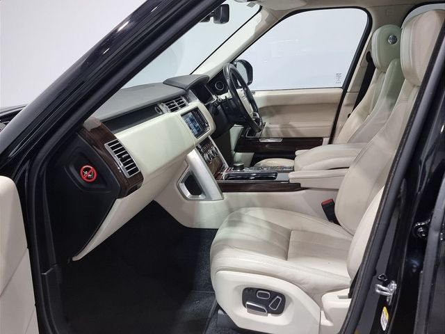 Image for 2015 Land Rover Range Rover ** 3.0 TDV6 VOGUE ** STUNNING SUV ** NEW NCT ** HIGH SPEC ** 