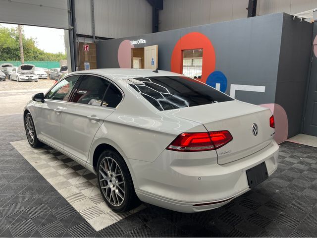 Image for 2016 Volkswagen Passat PASSAT AUTOMATIC 1.4 TSI COMFORT LINE / 34k KMs / REVERSE CAMERA , ADAPTIVE CRUISE & MORE