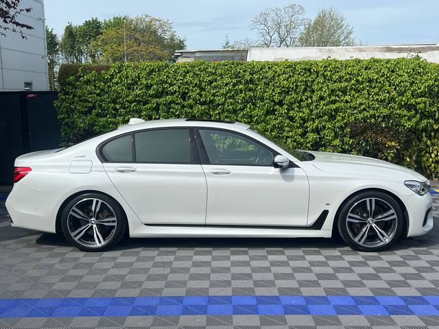 Image for 2017 BMW 7 Series 740e M-SPORT 2.0 PLUG-IN HYBRID AUTO **HUGE SPEC** // OPENING SUNROOF // HARMAN/KARDON SOUND SYSTEM // MASSAGE SEATS