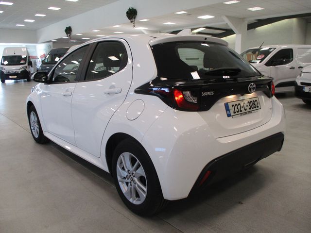 Image for 2023 Toyota Yaris 1.0 Luna 5DR-ONE OWNER-LOW KM'S-CAMERA-CARPLAY-A/C