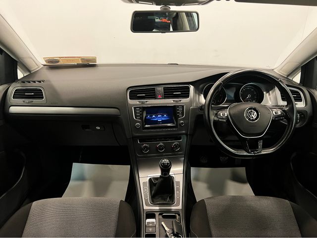 Image for 2015 Volkswagen Golf TRENDLINE 1.6 TDI MANUAL 5SPEED 5DR 110HP 5