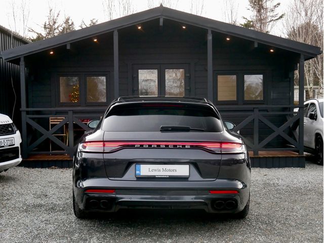 Image for 2023 Porsche Panamera 2.9 E-Hybrid Sport Turismo **VERY HIGH SPEC**PLATINUM EDITION, BOSE, REAR AXLE STEERING, SPORT CHRONO, SUNROOF, SOFT CLOSE