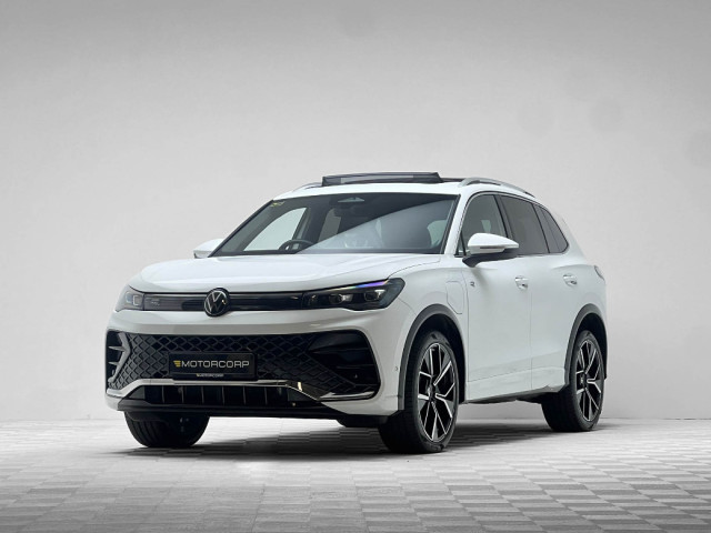 Image for 2024 Volkswagen Tiguan R-LINE 1.5 TSI PHEV DSG PAN ROOF