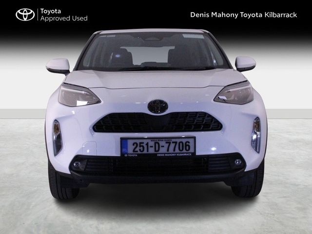 Image for 2025 Toyota Yaris Cross LUNA