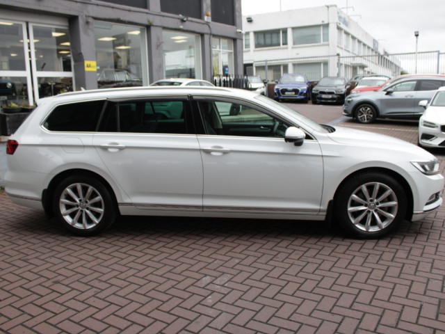 Image for 2018 Volkswagen Passat 2.0TDI 150BHP HIGHLINE EDITION 5DR ESTATE AUTO // 1 OWNER CAR IN MINT CONDITION // BUY WITH CONFIDENCE AA AND SIMI APPROVED DEALER 2026 // FINANCE ARRANGED // ALL TRADE INS WELCOME // 