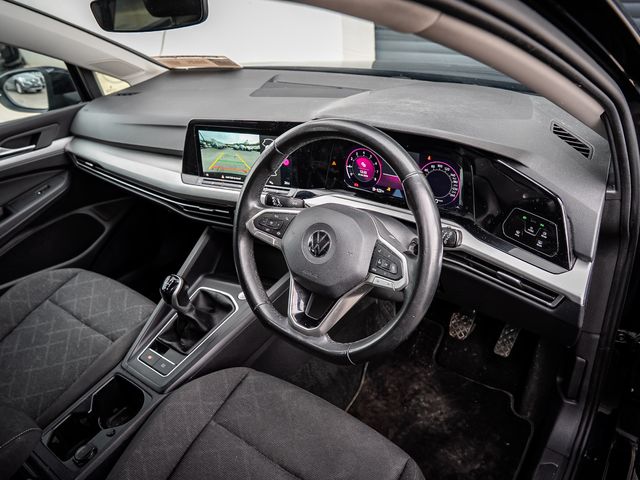 Image for 2021 Volkswagen Golf Life 1.0 TSI 110HP 5DR