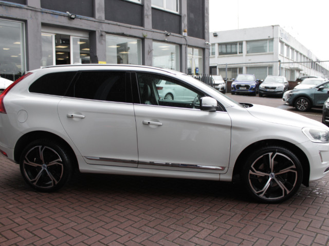 Image for 2017 Volvo XC60 INSCRIPTION D4 2.0 5DR AUTO ESTATE 