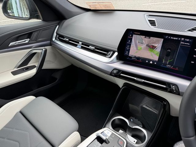 Image for 2026 BMW iX1 eDrive20 M Sport