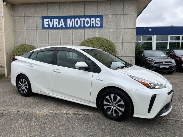 Image for 2019 Toyota Prius HYBRID AUTOMATIC 1.8 PETROL //HIGH SPEC// ELECTRIC DRIVERS SEAT//HEAD UP DISPLAY//KEYLESS ENTRY//