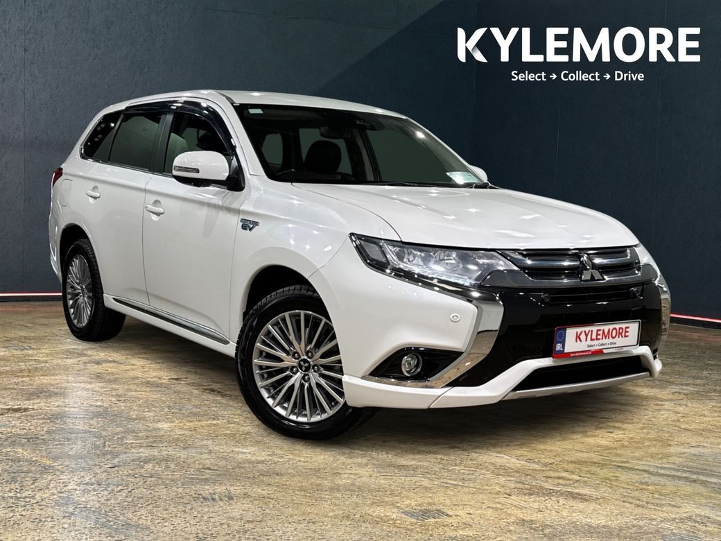 Image for 2018 Mitsubishi Outlander 2.4 PHEV AUTOMATIC SUV - HIGH SPEC - HALF LEATHER - HEATED SEATS - REAR CAMERA