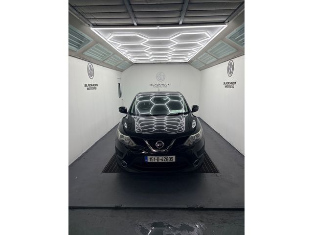Image for 2015 Nissan Qashqai 1.5 DCI Acenta Smart Vision 110PS 5DR