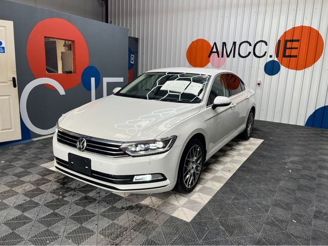 Image for 2016 Volkswagen Passat PASSAT AUTOMATIC 1.4 TSI COMFORT LINE / 34k KMs / REVERSE CAMERA , ADAPTIVE CRUISE & MORE