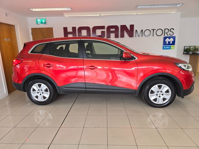 Image for 2017 Renault Kadjar Expression+ 1.2 Petrol 