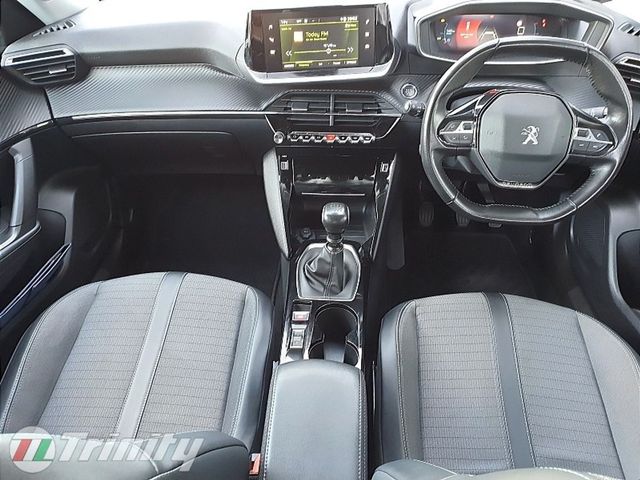 Image for 2021 Peugeot 2008 ** ALLURE ** 1.2 PURETECH 100BHP ** TRINITY MOTORS **