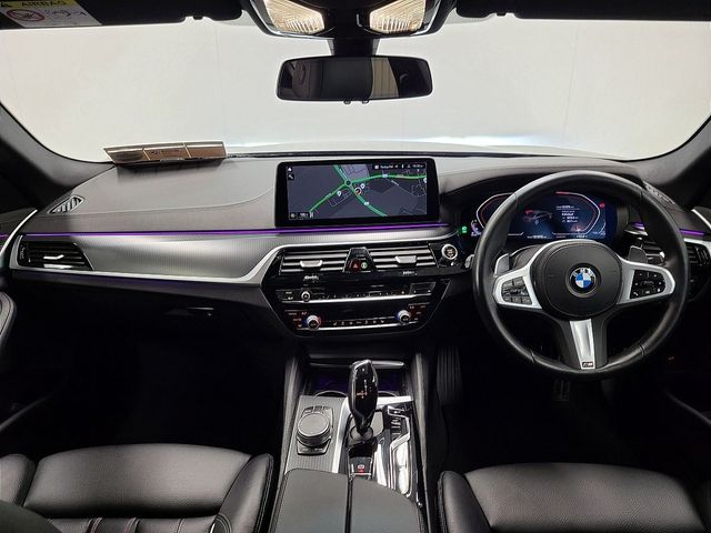 Image for 2022 BMW 5 Series 520d M Sport (MHT) 18%